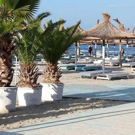 Bell Marina Family Beach Pool & Spa In Prima Linie La Mare 3*